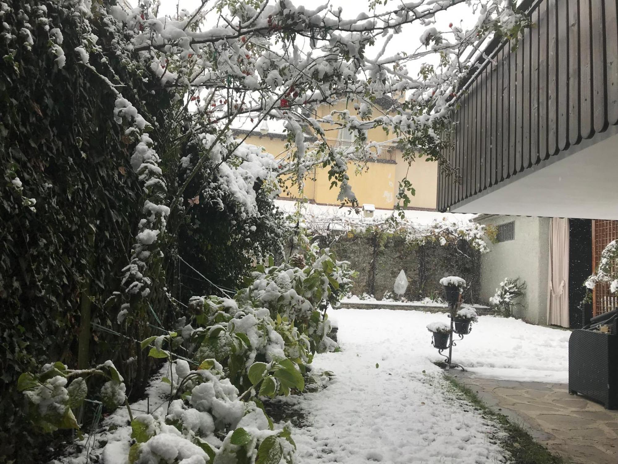Casa Galet Villa Tirano Buitenkant foto